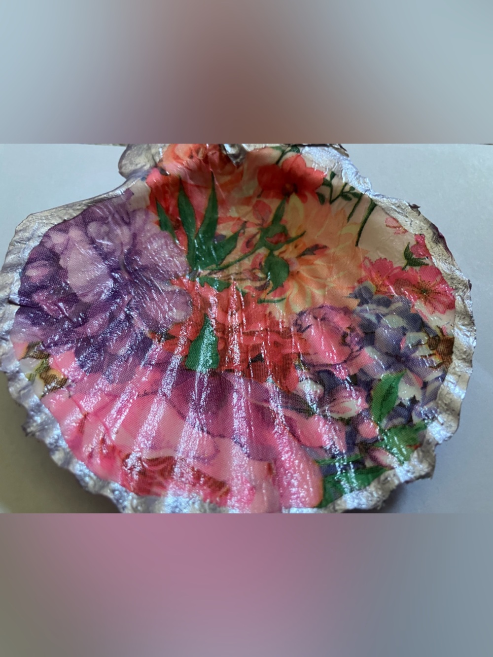 Handcrafted Floral Purple Shell Dish Decoupage 4-5inch - Picture 2 of 3